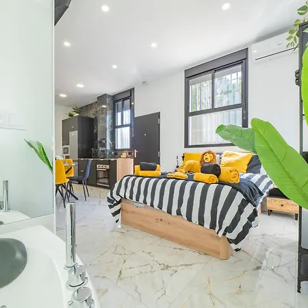 The Juanita Reina'S Jacuzzi Apartment Malaga Exterior photo